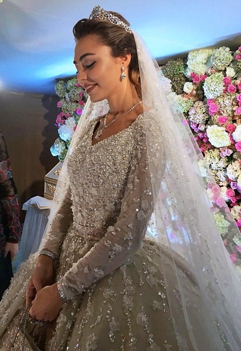 Elie Saab Behind Russian's $1B Wedding